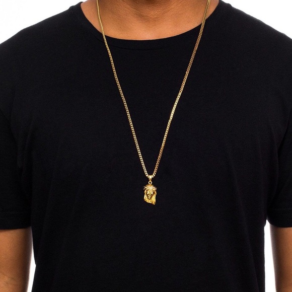 Gold Plated Jesus Pendant On 28in Necklace - Picture 2 of 5